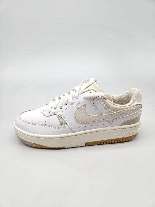 NIKE NOVI ORIGINAL PATIKI BR 40.5