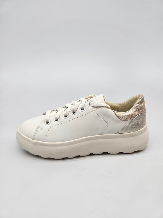 GEOX NOVI ORIGINAL PATIKI BR 36