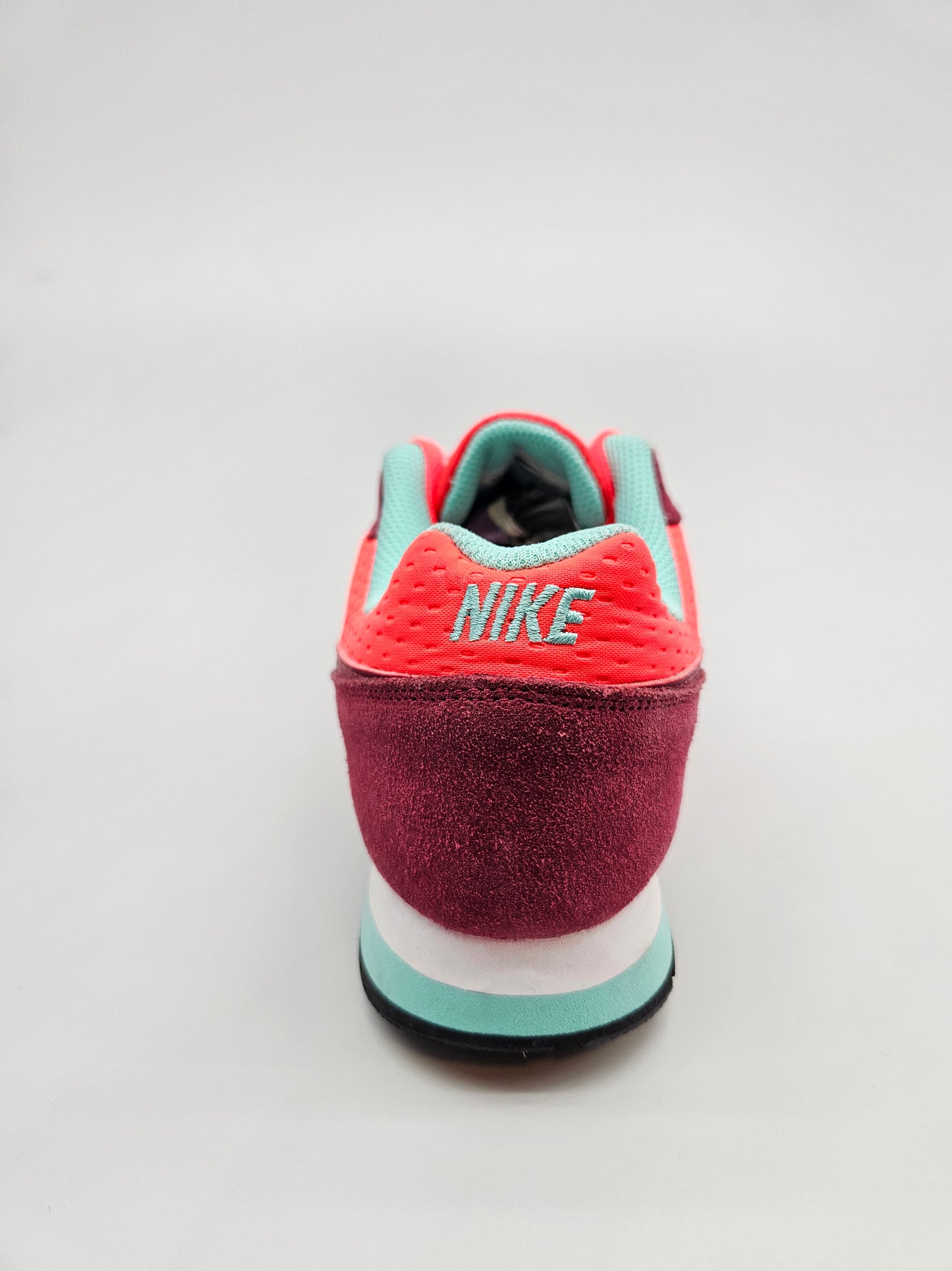 NIKE NOVI ORIGINAL PATIKI BR 38