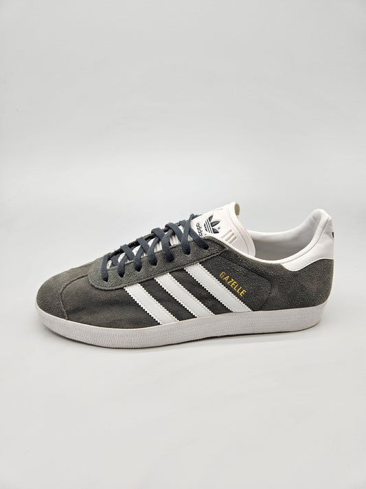 ADIDAS NOVI ORIGINAL PATIKI BR 44.5