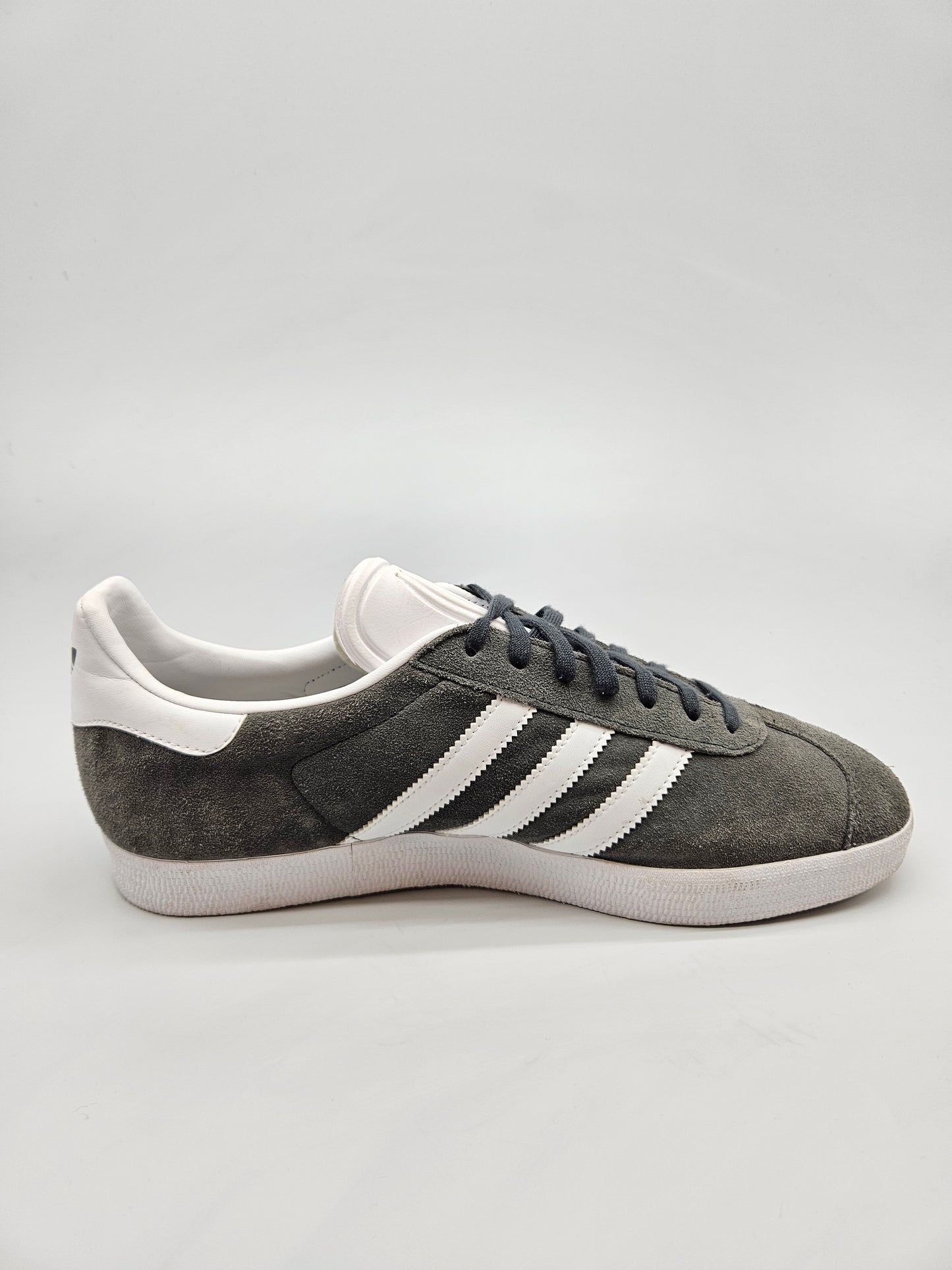 ADIDAS NOVI ORIGINAL PATIKI BR 44.5