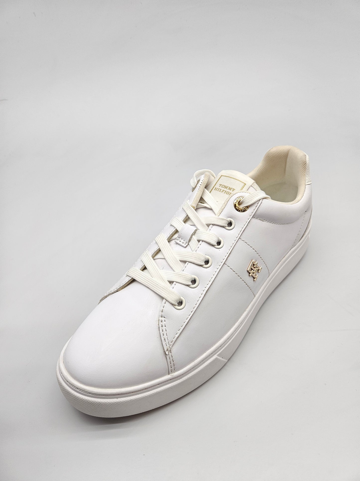 TOMMY HILFIGER NOVI ORIGINAL PATIKI BR 41