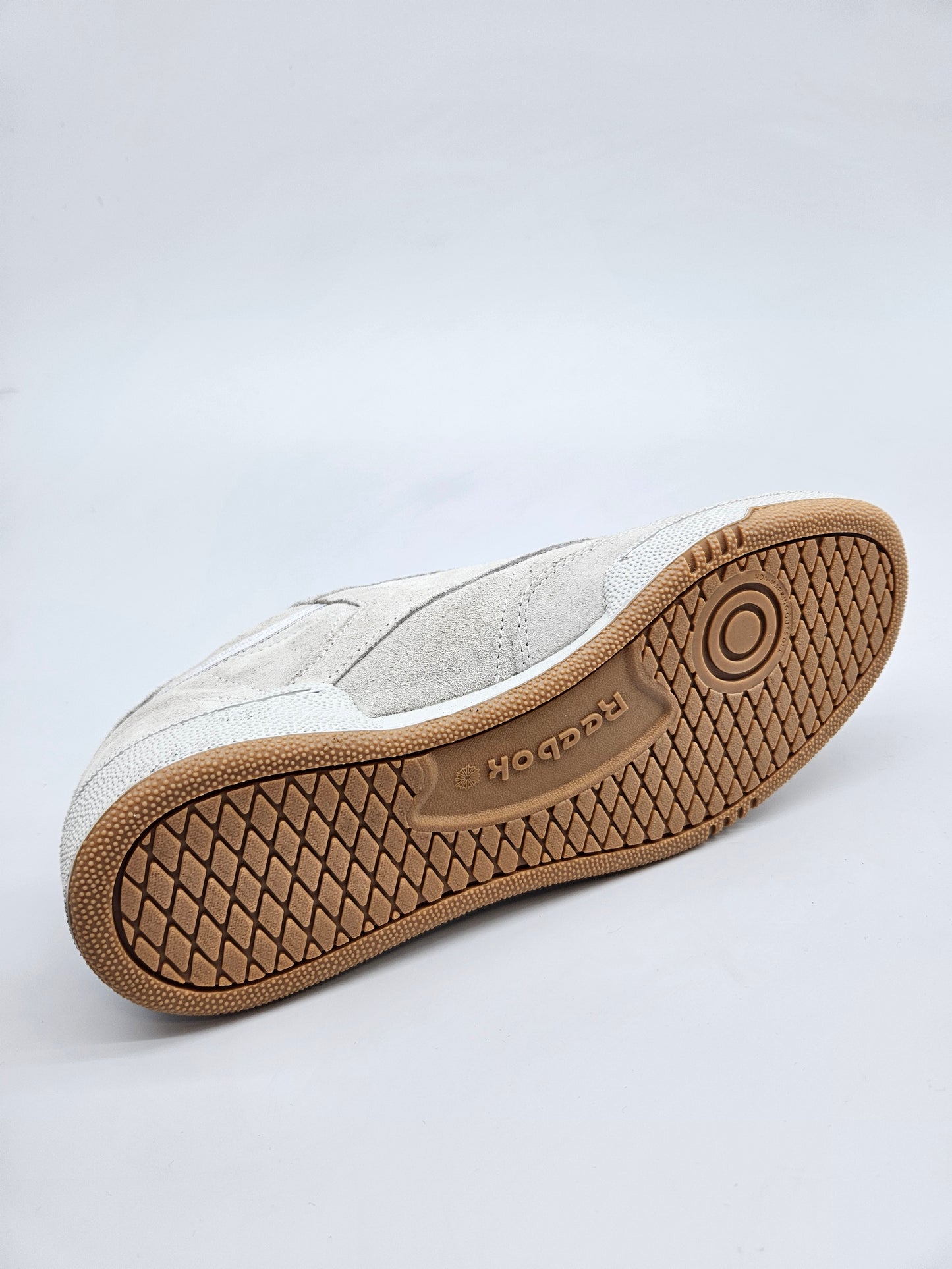 REEBOK NOVI KOZNI ORIGINAL PATIKI BR 41