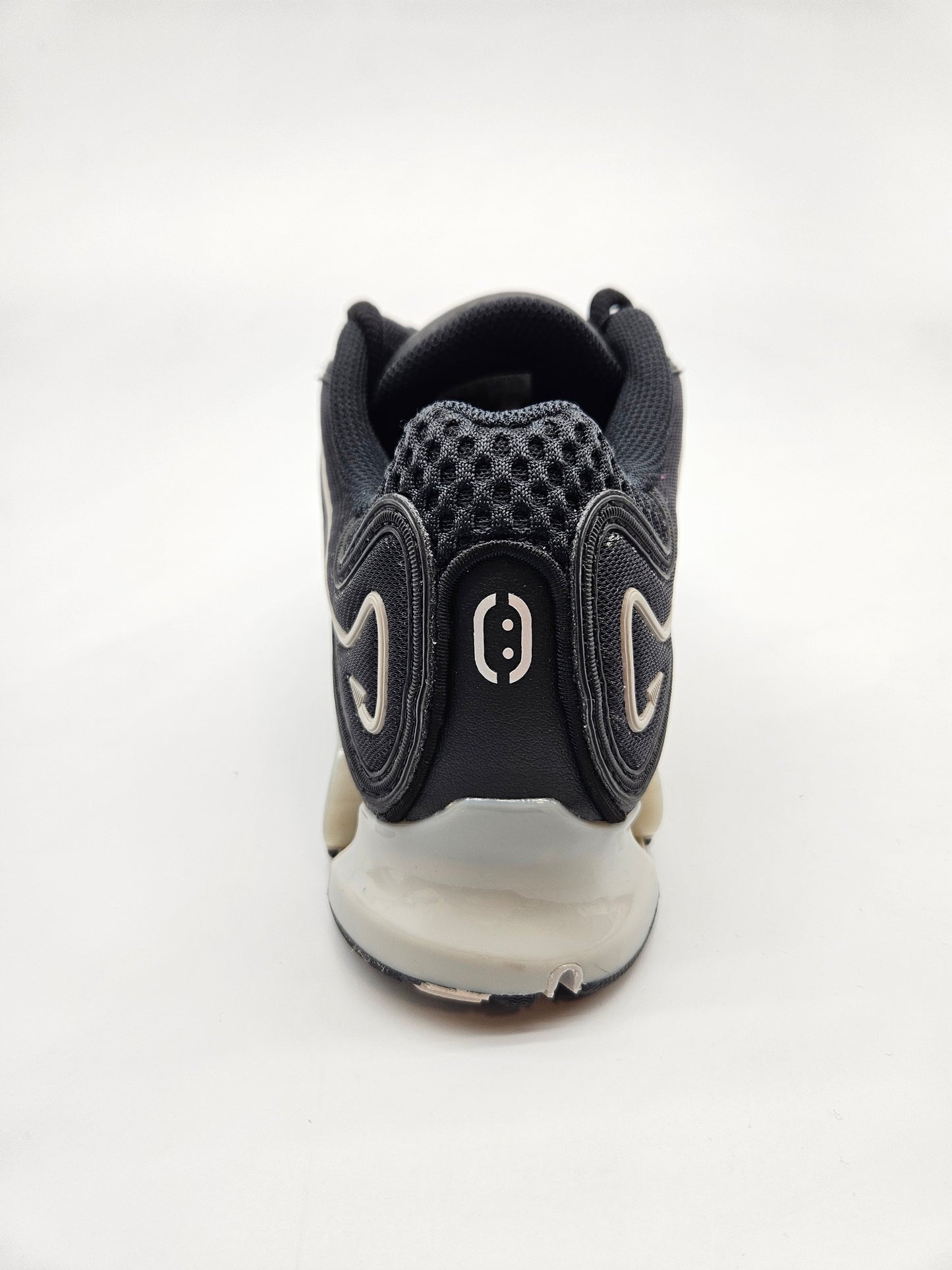 ADIDAS NOVI ORIGINAL PATIKI 39