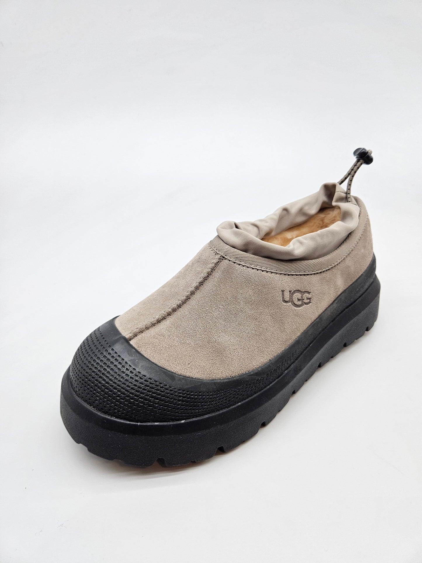 UGG NOVI ORIGINAL CEVLI BR 38