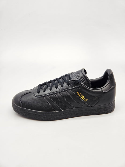 ADIDAS NOVI ORIGINAL PATIKI BR 39