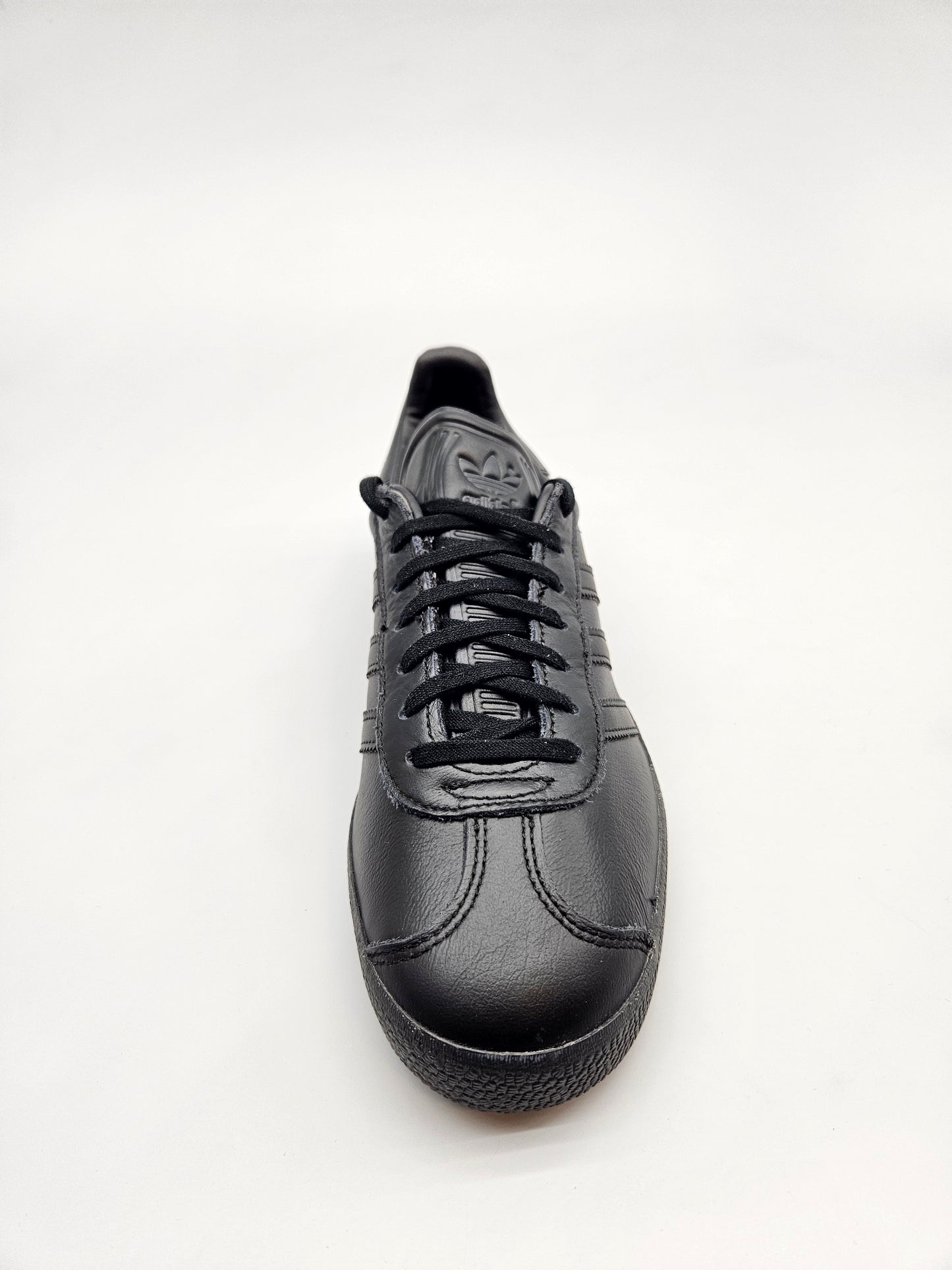 ADIDAS NOVI ORIGINAL PATIKI BR 39