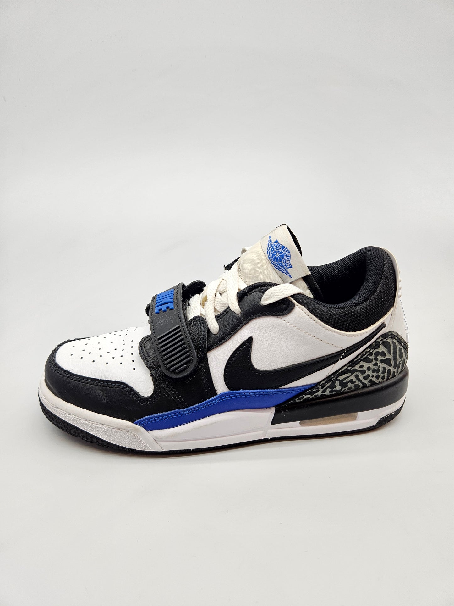 NIKE JORDAN ORIGINAL PATIKI BR 37.5