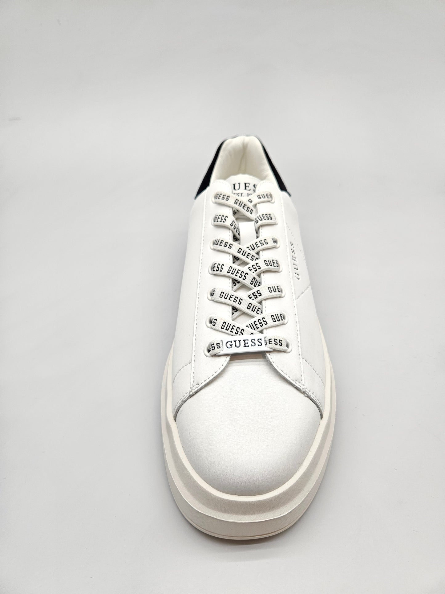 GUESS NOVI ORIGINAL PATIKI BR 45