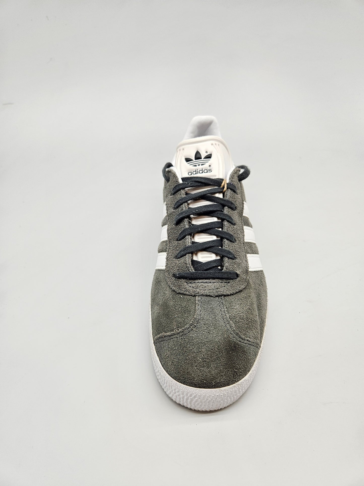 ADIDAS NOVI ORIGINAL PATIKI BR 40.5