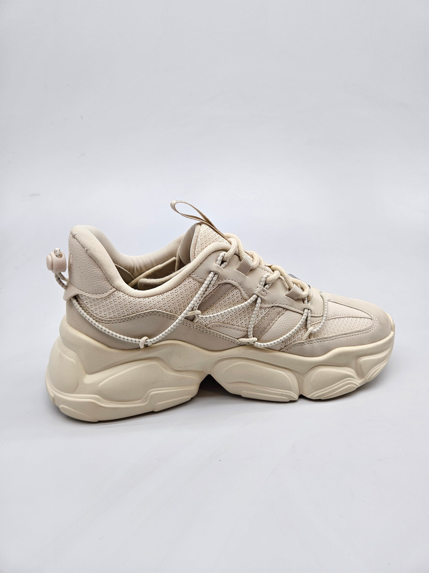 STEVE MADDEN NOVI ORIGINAL PATIKI BR 41