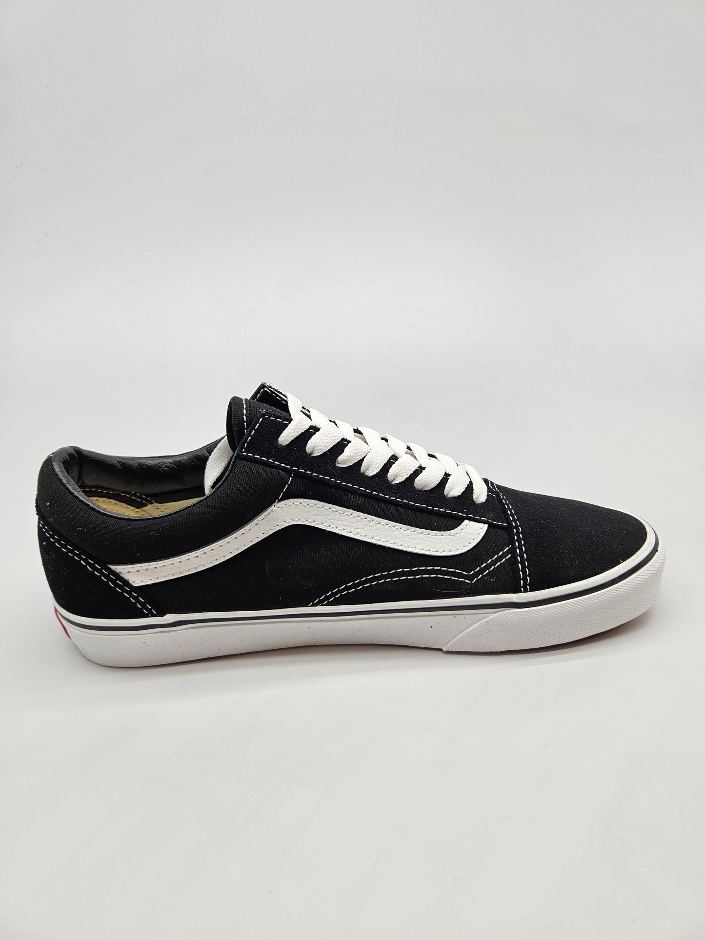 VANS NOVI ORIGINAL PATIKI BR 42