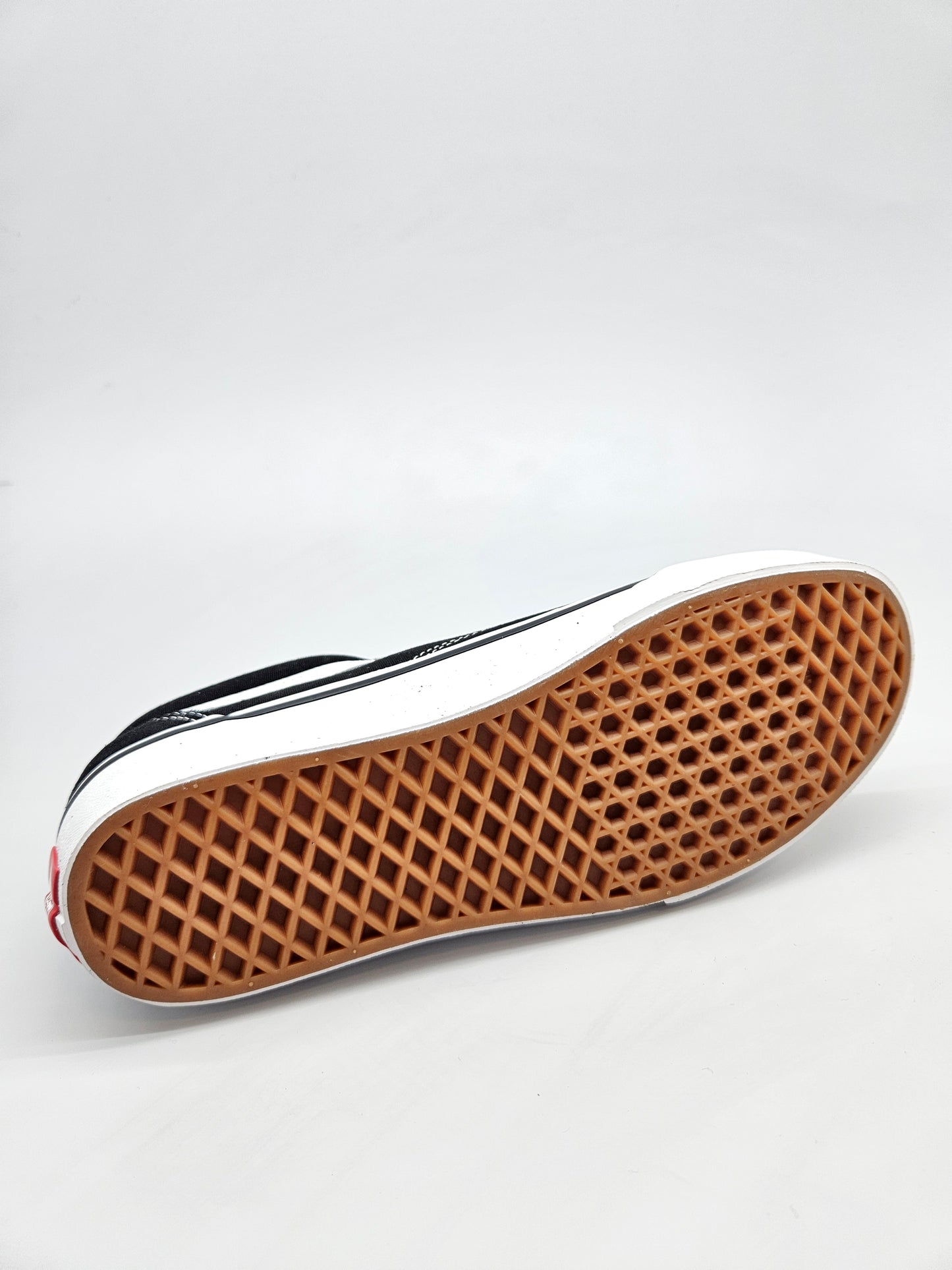 VANS NOVI ORIGINAL PATIKI BR 42