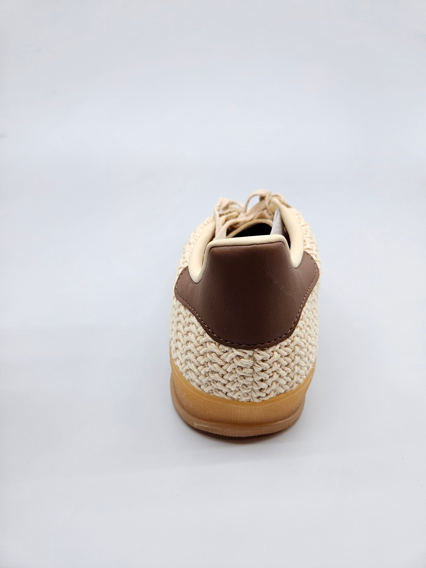 ADIDAS NOVI ORIGINAL PATIKI BR 42