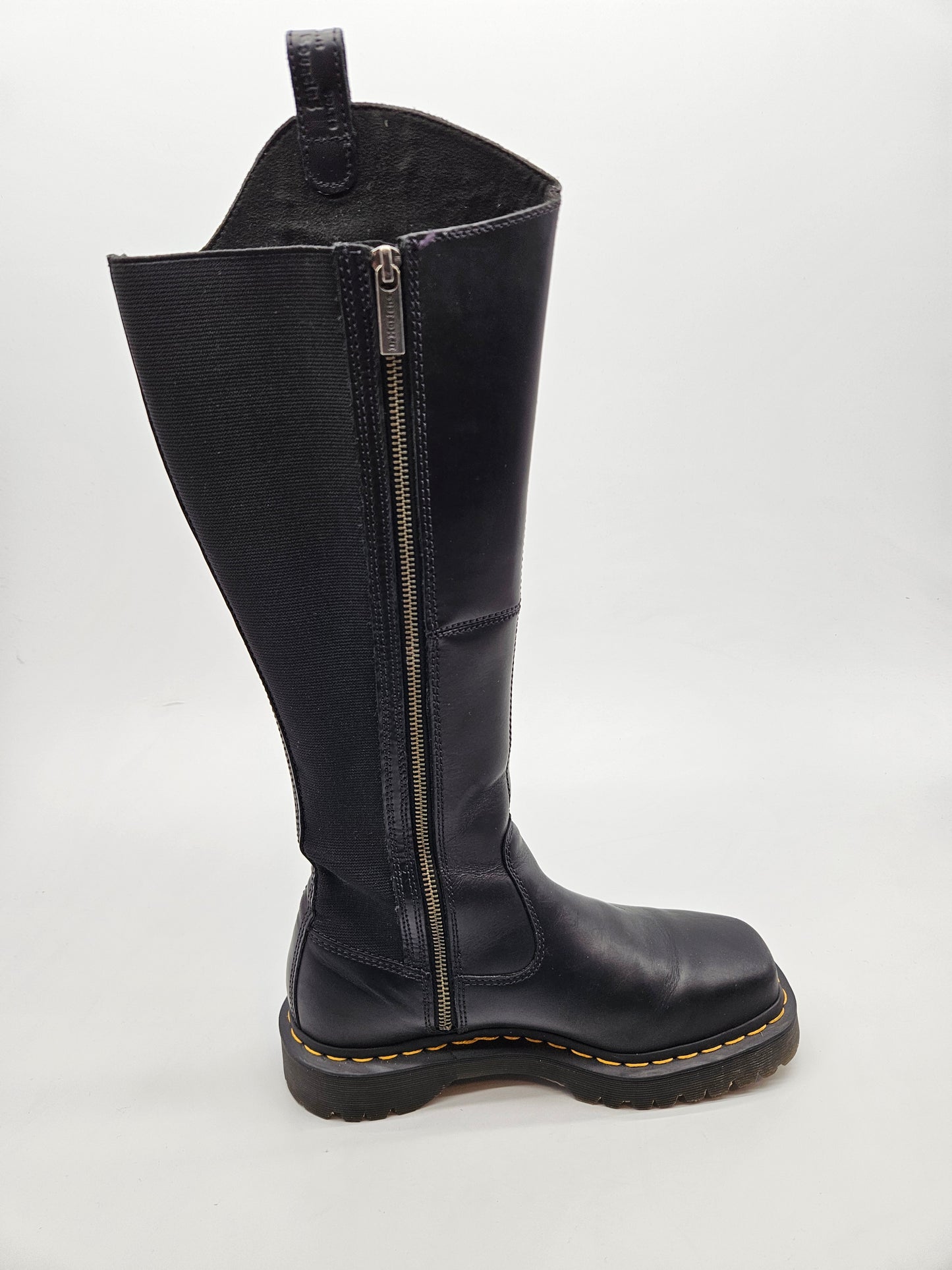 DR MARTINS ORIGINAL KOZNI CIZMI BR 39