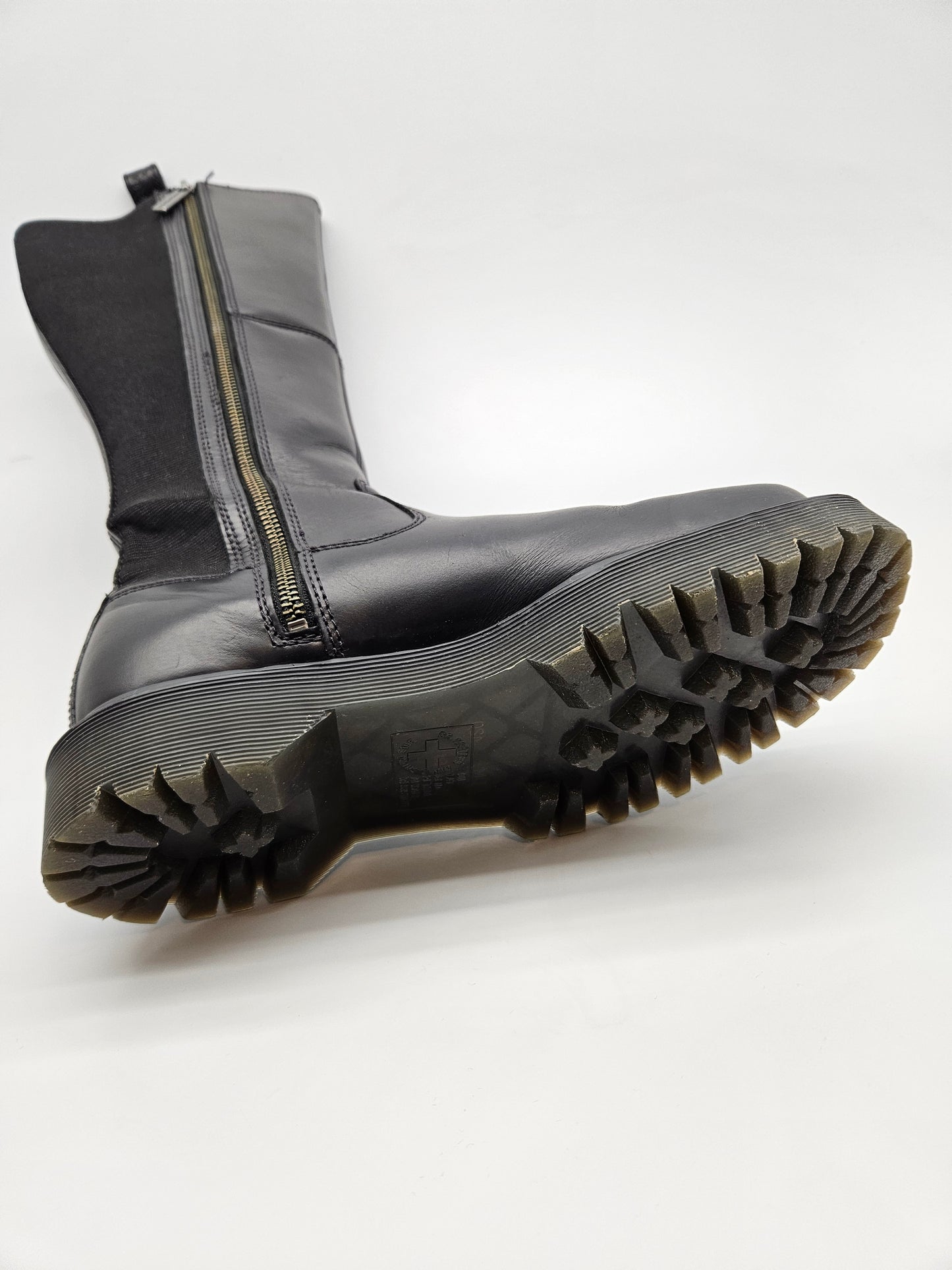 DR MARTINS ORIGINAL KOZNI CIZMI BR 39