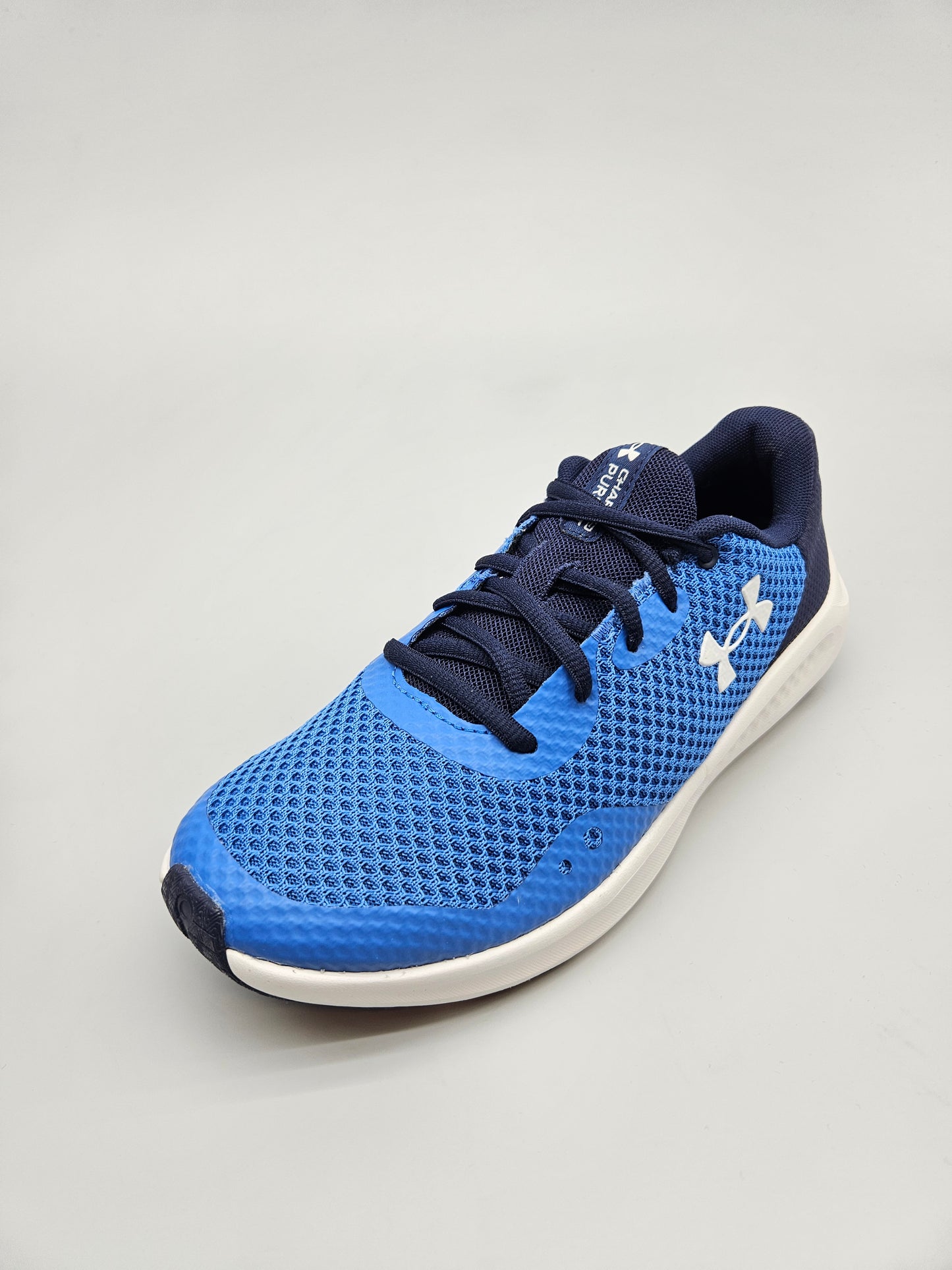 UNDER ARMOUR ORIGINAL NOVI PATIKI BR 38