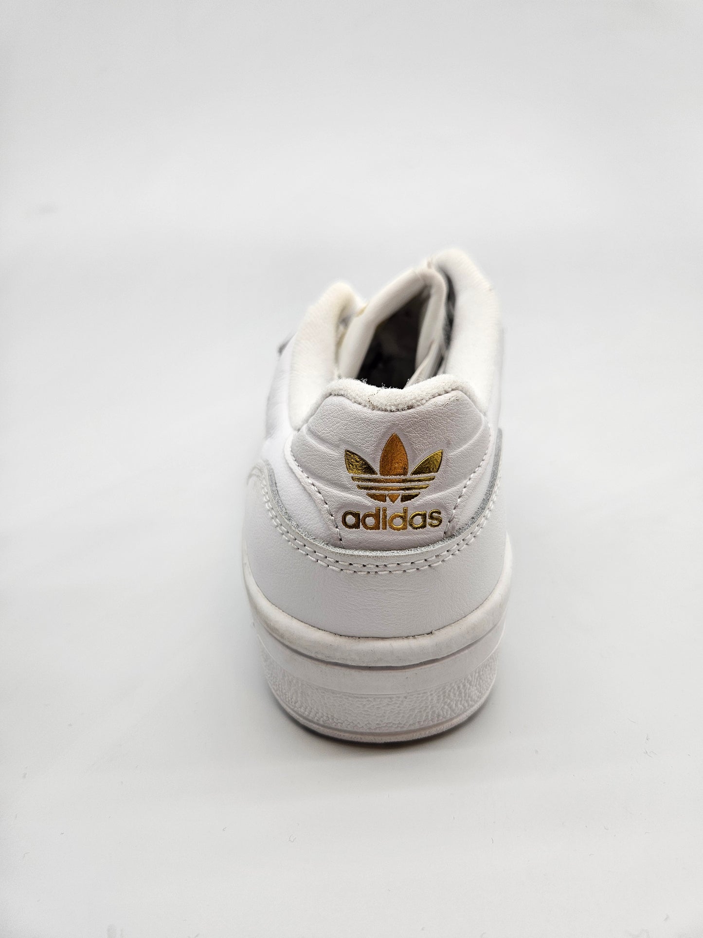 ADIDAS NOVI ORIGINAL PATIKI BR 39