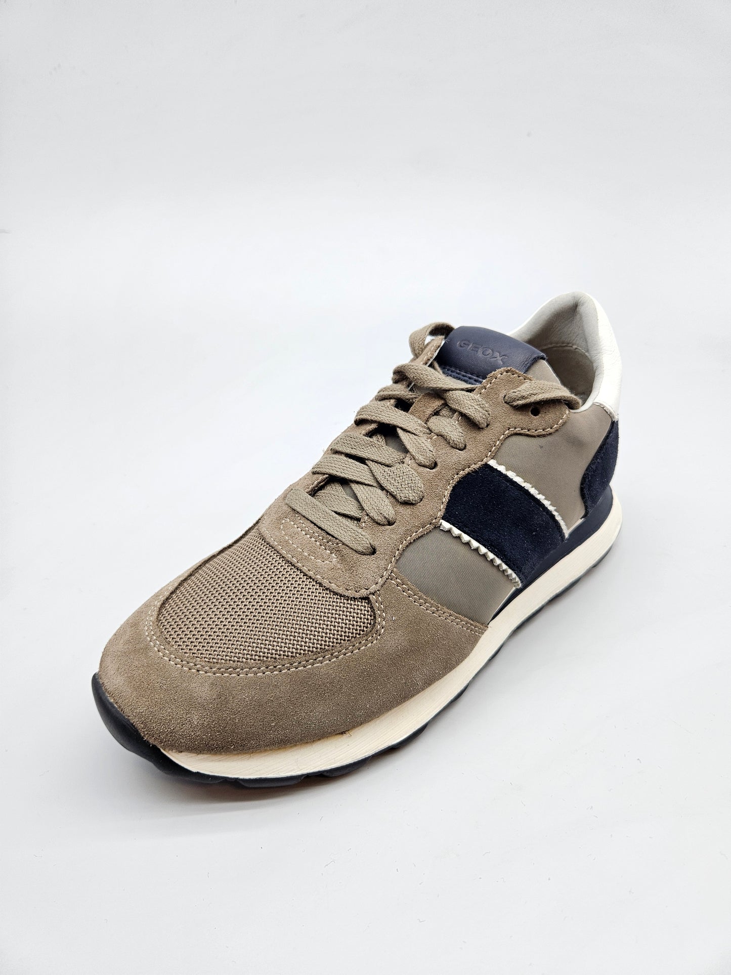 GEOX ORIGINAL PATIKI BR 39