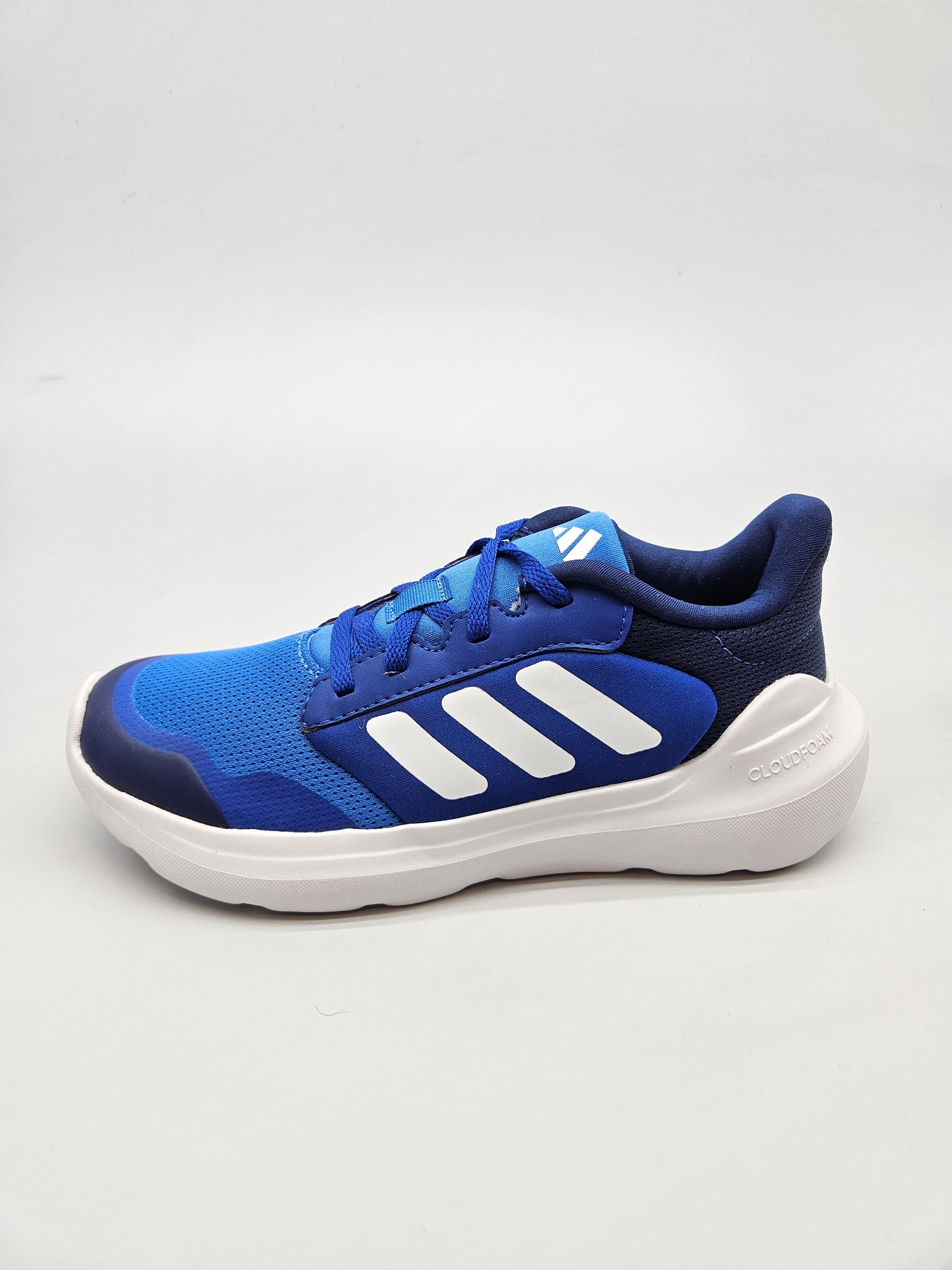 ADIDAS NOVI ORIGINAL PATIKI BR 37