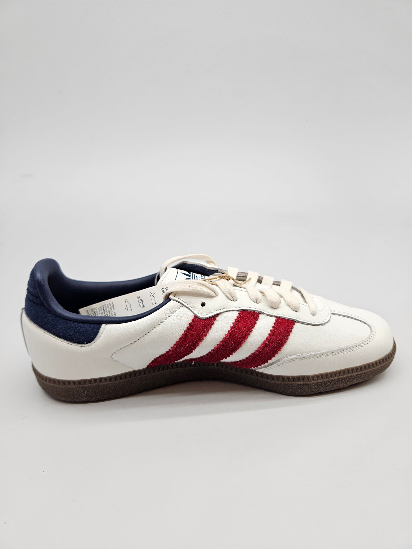 ADIDAS NOVI ORIGINAL PATIKI BR 41