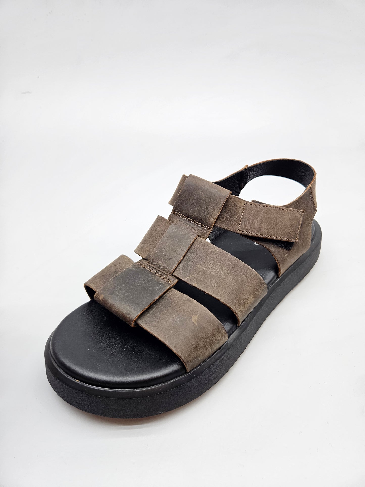 VAGABOND ORIGINAL KOZNI SANDALI BR 44