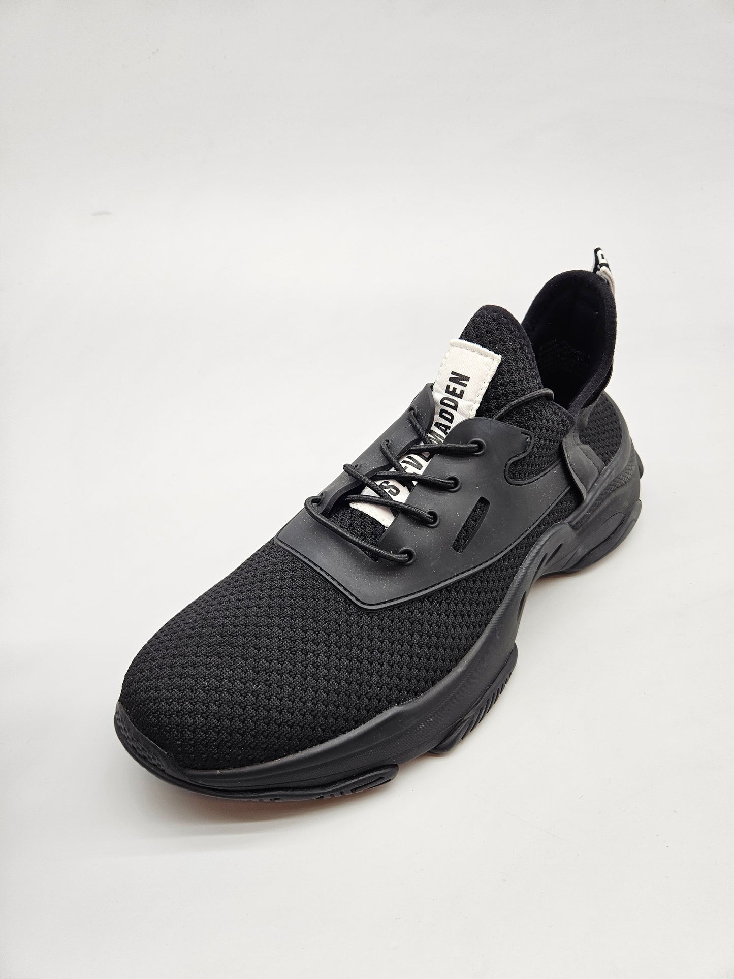 STEVE MADDEN NOVI ORIGINAL PATIKI BR 44