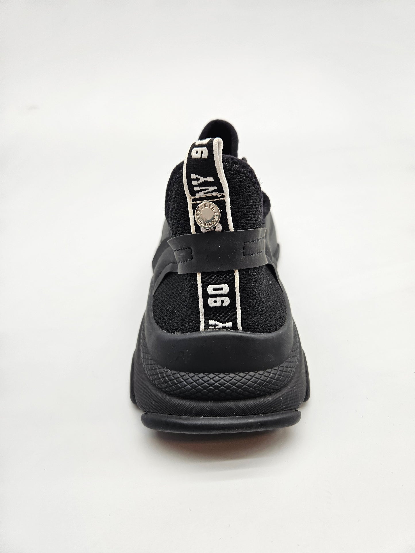 STEVE MADDEN NOVI ORIGINAL PATIKI BR 44