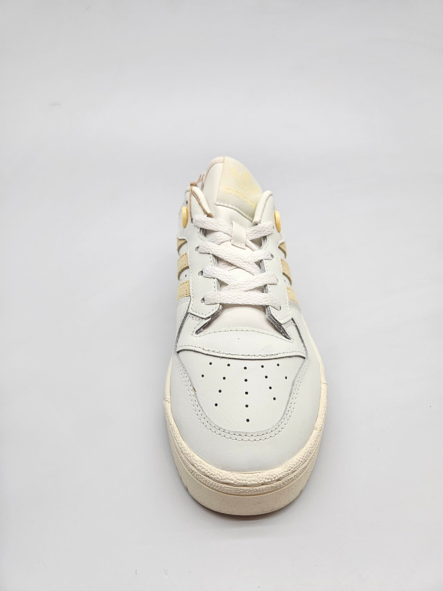 ADIDAS NOVI ORIGINAL PATIKI BR 40