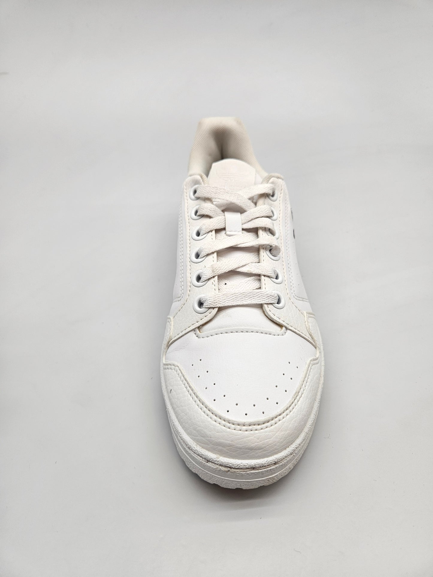 ADIDAS NOVI ORIGINAL PATIKI BR 40.5