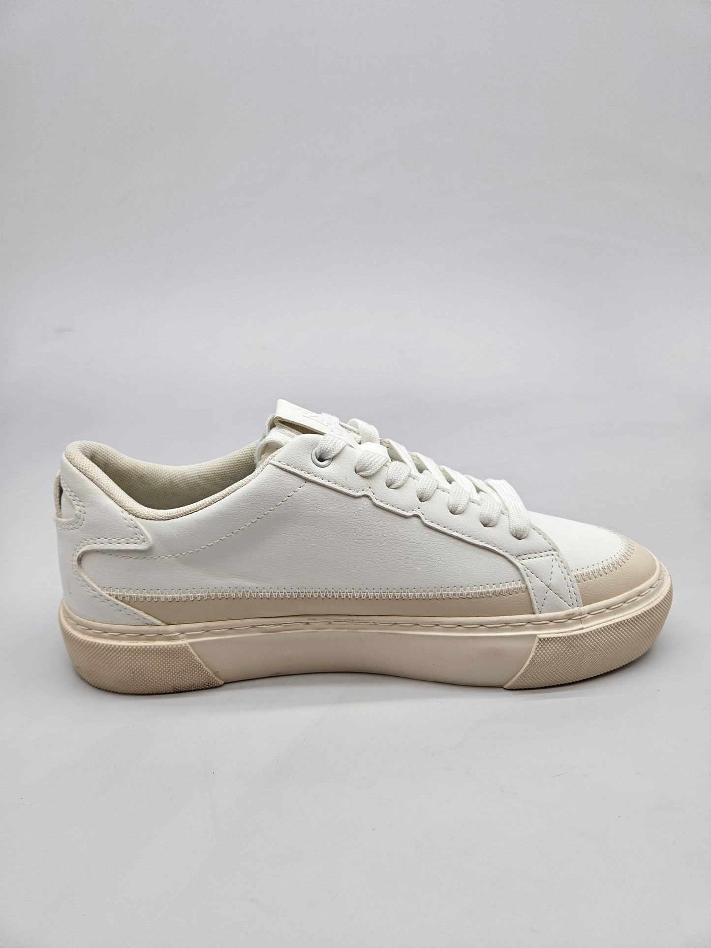 PULL&BEAR NOVI ORIGINAL PATIKI BR 42