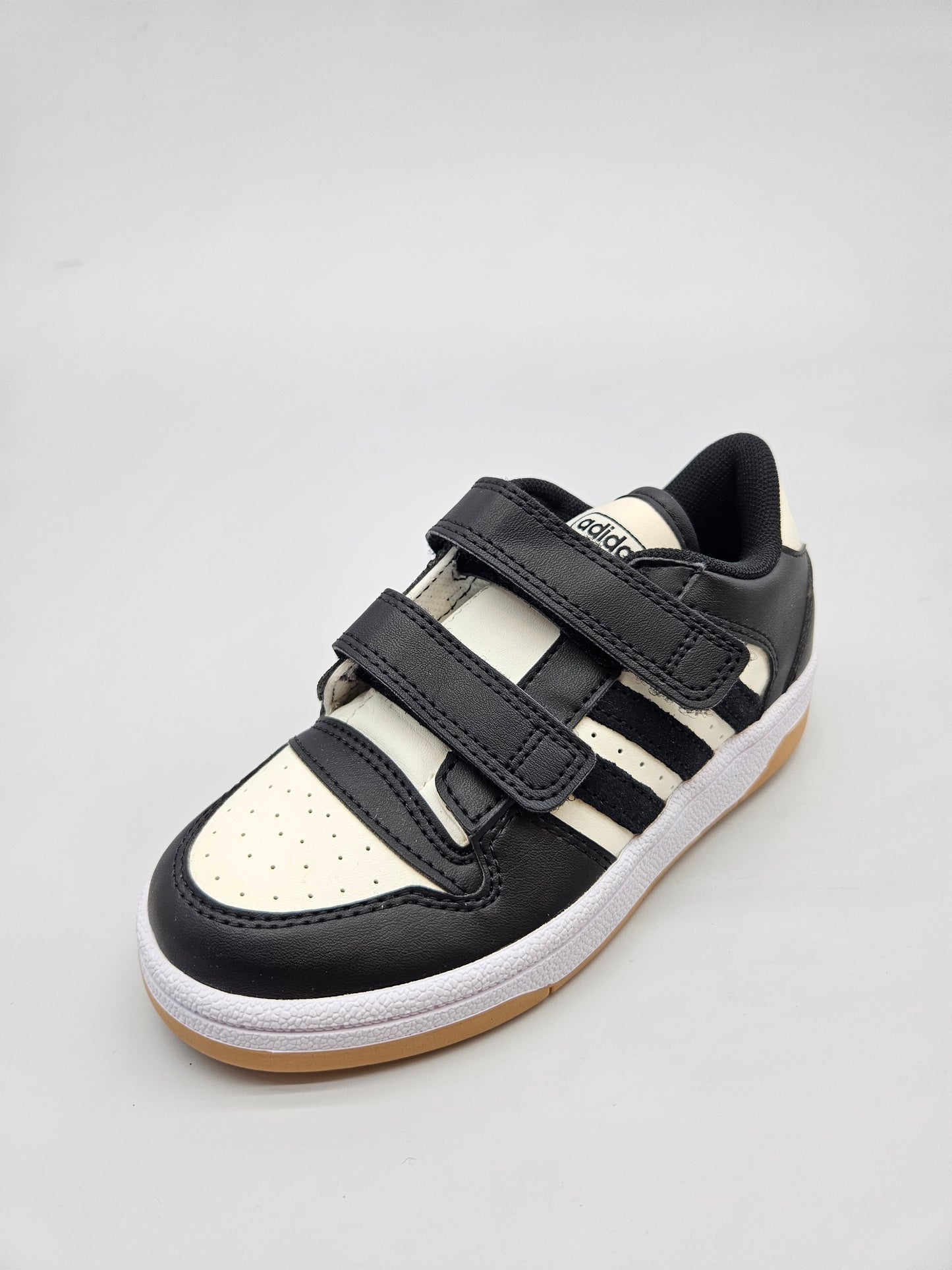 ADIDAS NOVI ORIGINAL PATIKI BR 31