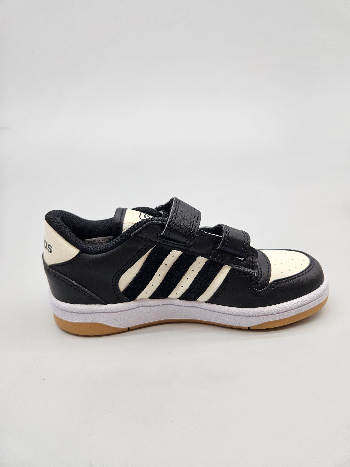 ADIDAS NOVI ORIGINAL PATIKI BR 31