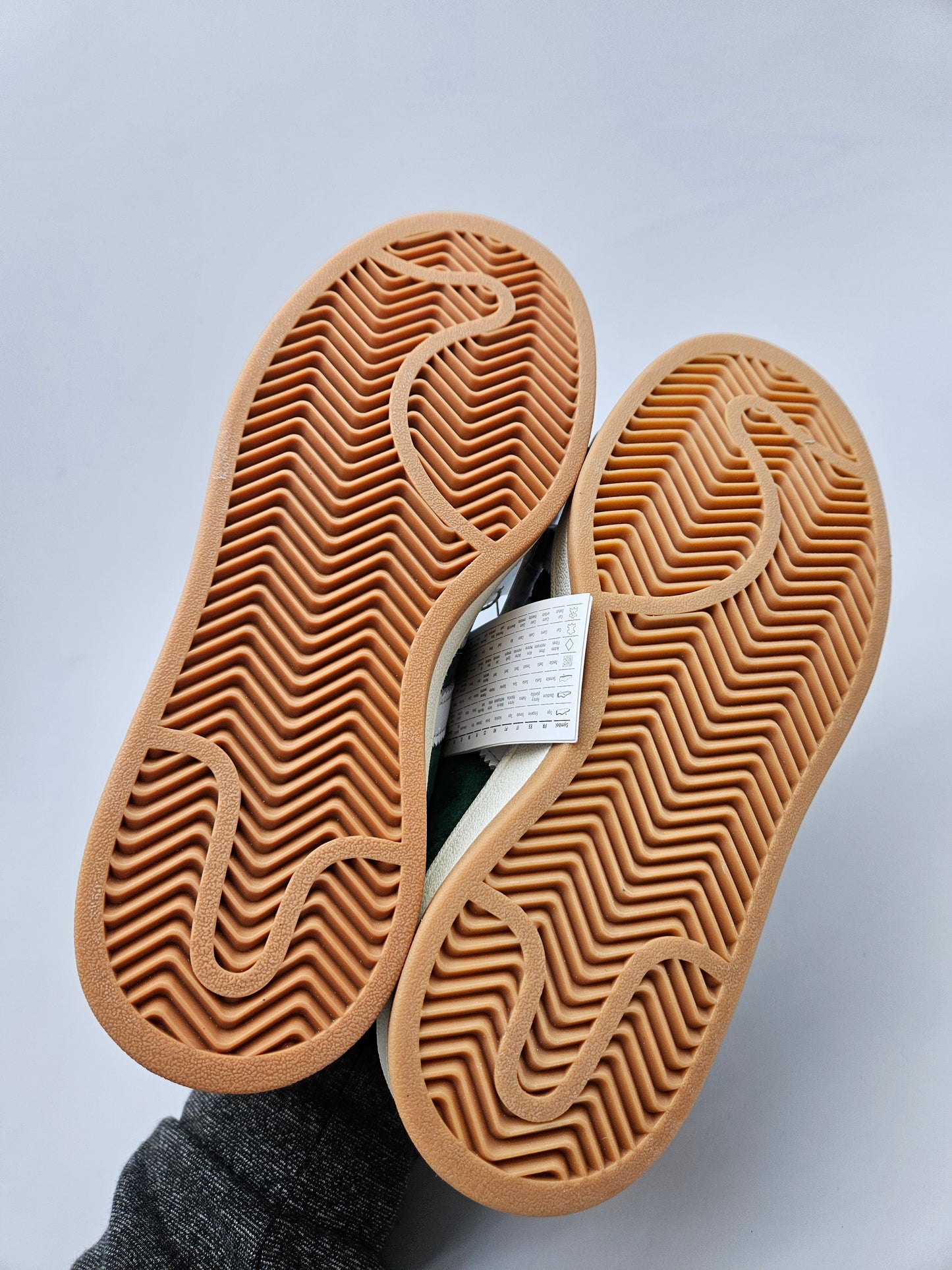 ADIDAS NOVI ORIGINAL PATIKI BR 36.5