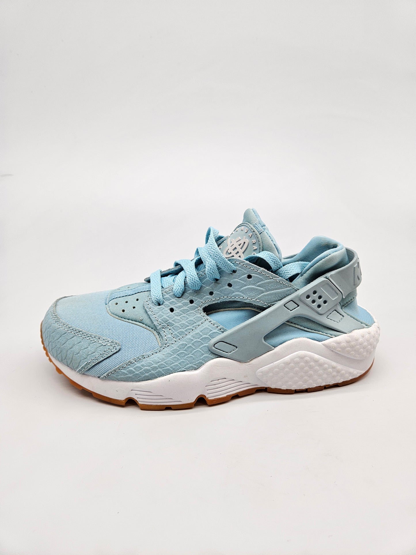 NIKE HUARACHE NOVI ORIGINAL PATIKI BR 37.5