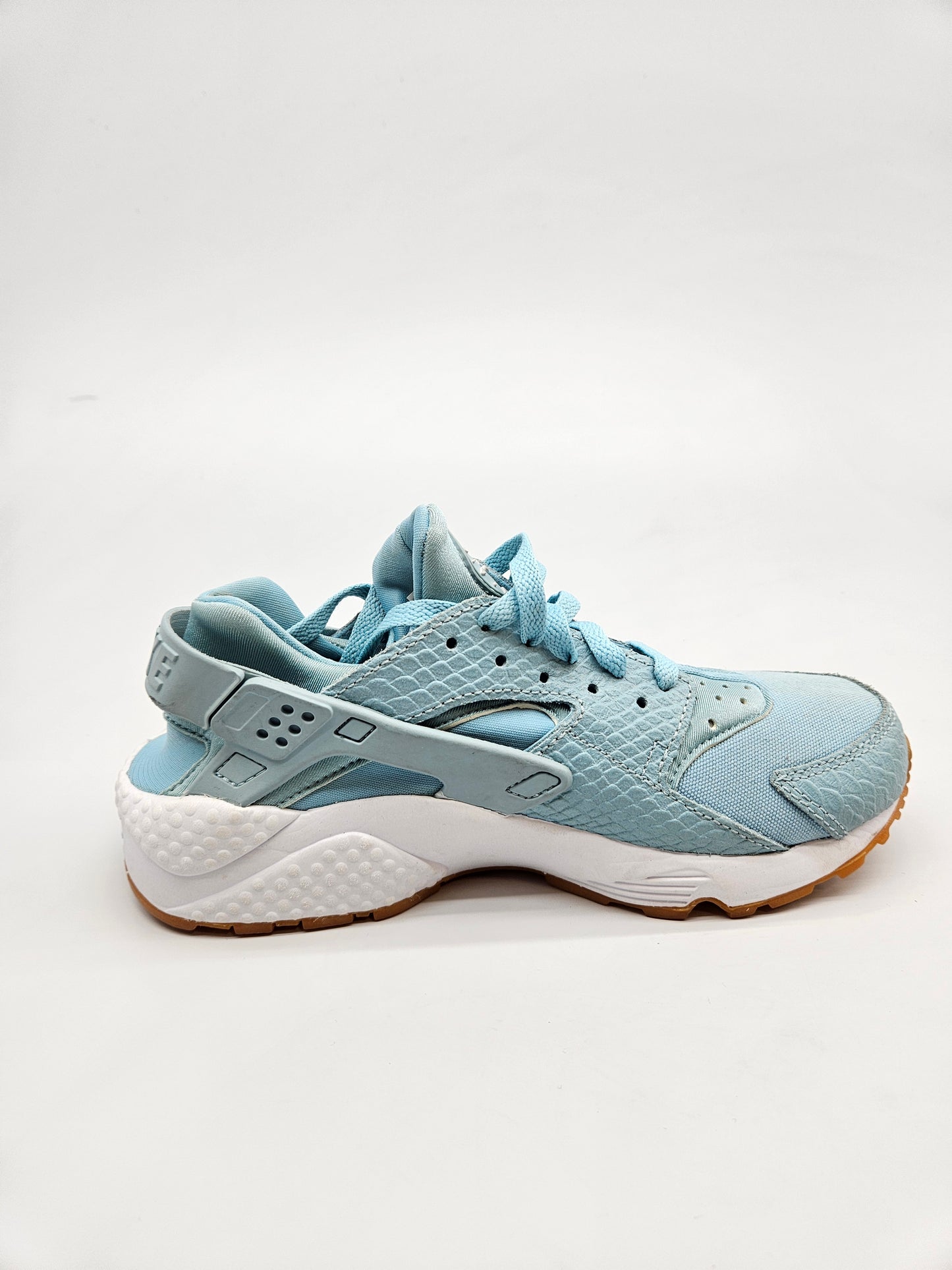NIKE HUARACHE NOVI ORIGINAL PATIKI BR 37.5