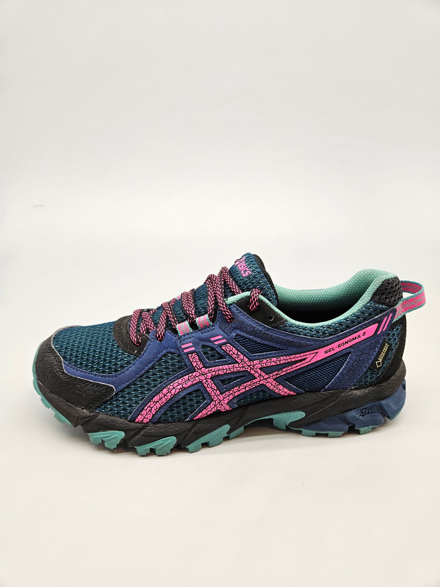 ASICS GORETEX ORIGINAL VODOTPORNI PATIKI BR 39.5