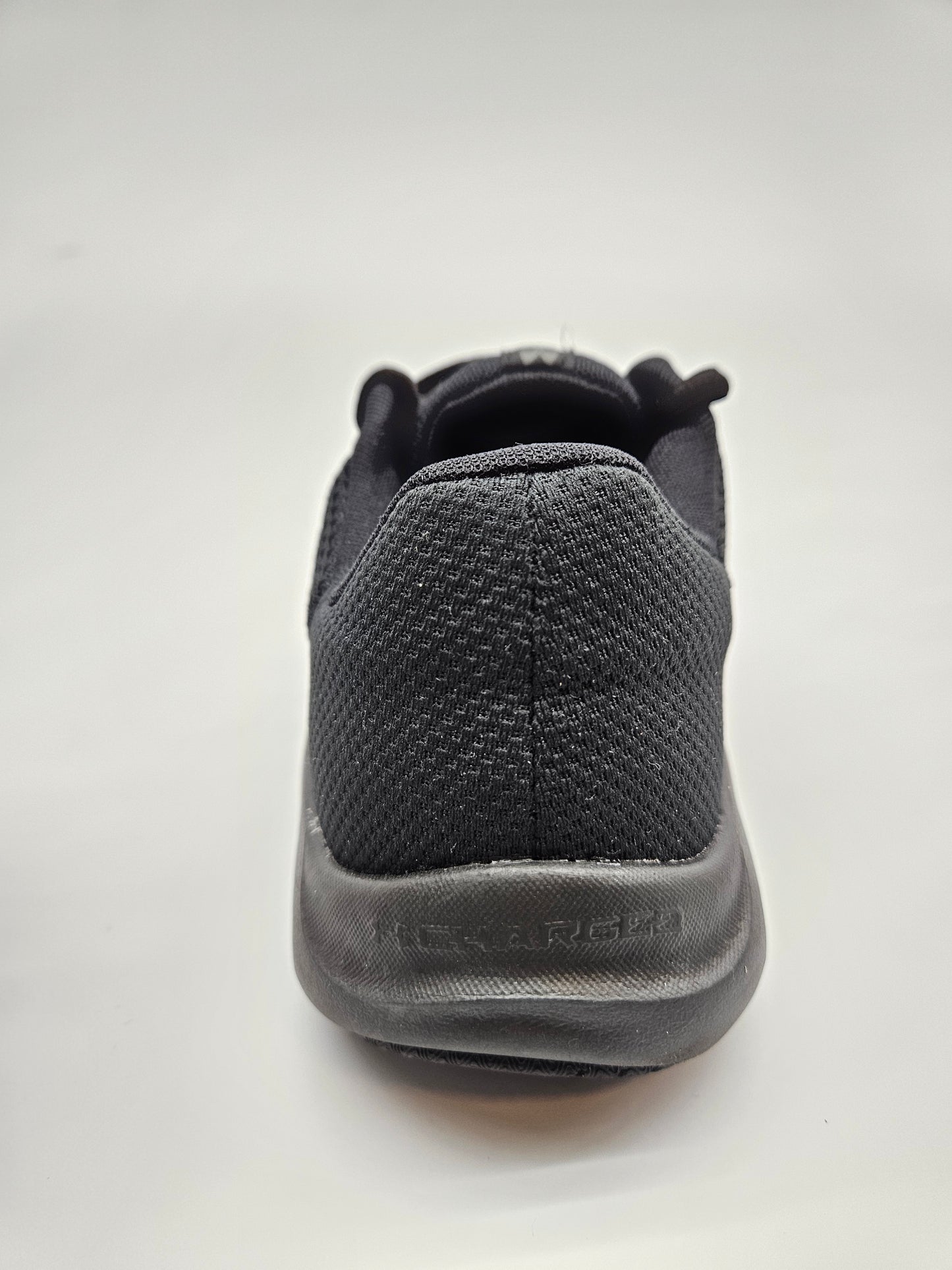UNDER ARMOUR NOVI ORIGINAL PATIKI BR 43