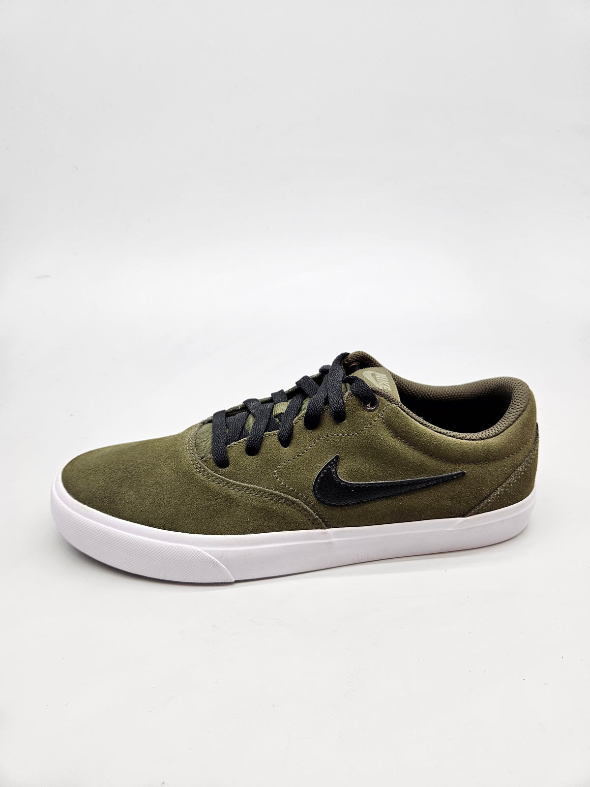 NIKE NOVI ORIGINAL PATIKI BR 43