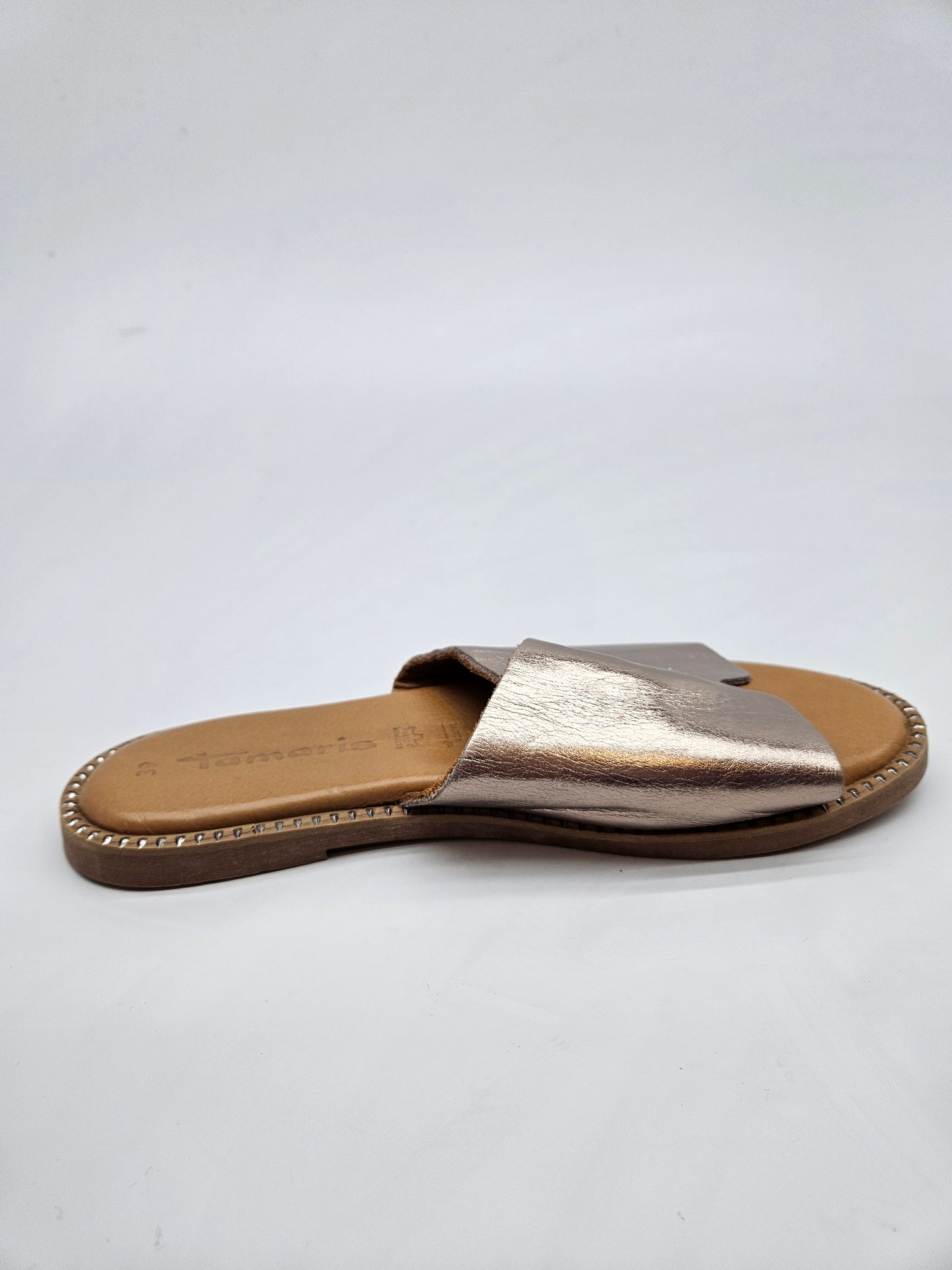 TAMARIS ORIGINAL KOZNI VLECKI BR 39