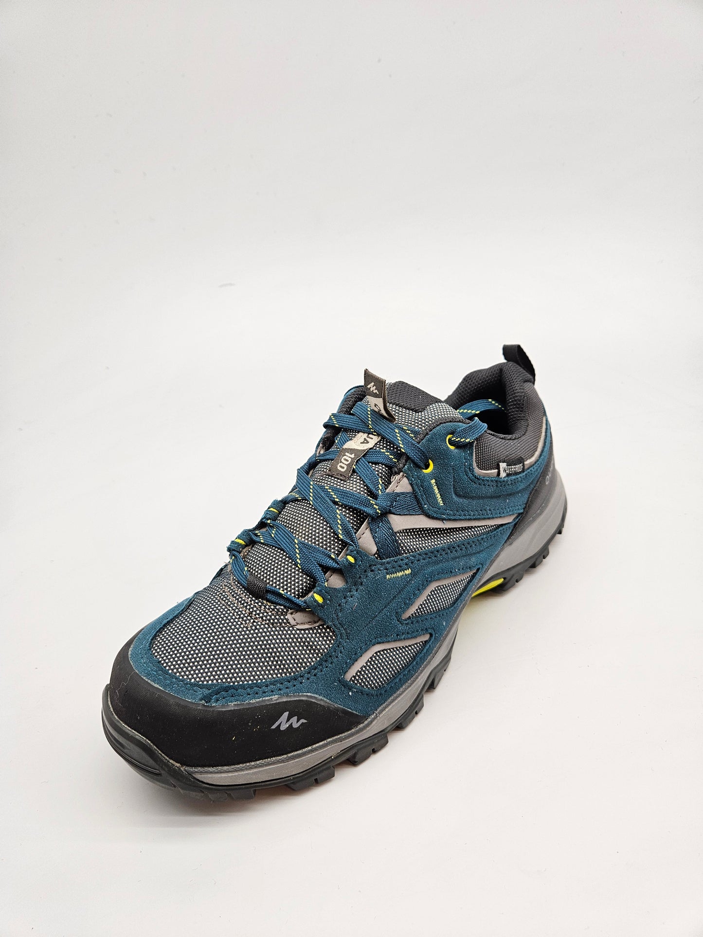 QUECHUA ORIGINAL VODOTPORNI PATIKI BR 41
