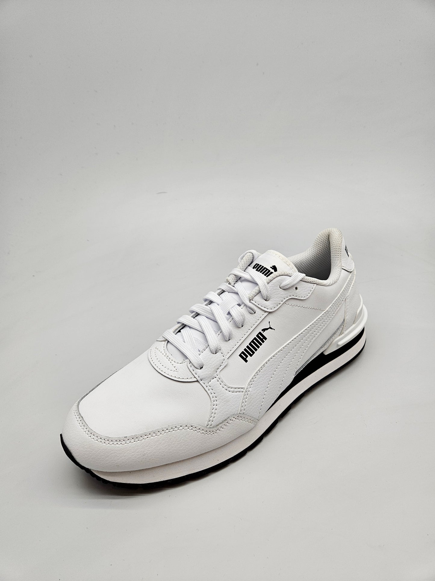 PUMA NOVI ORIGINAL PATIKI BR 42.5