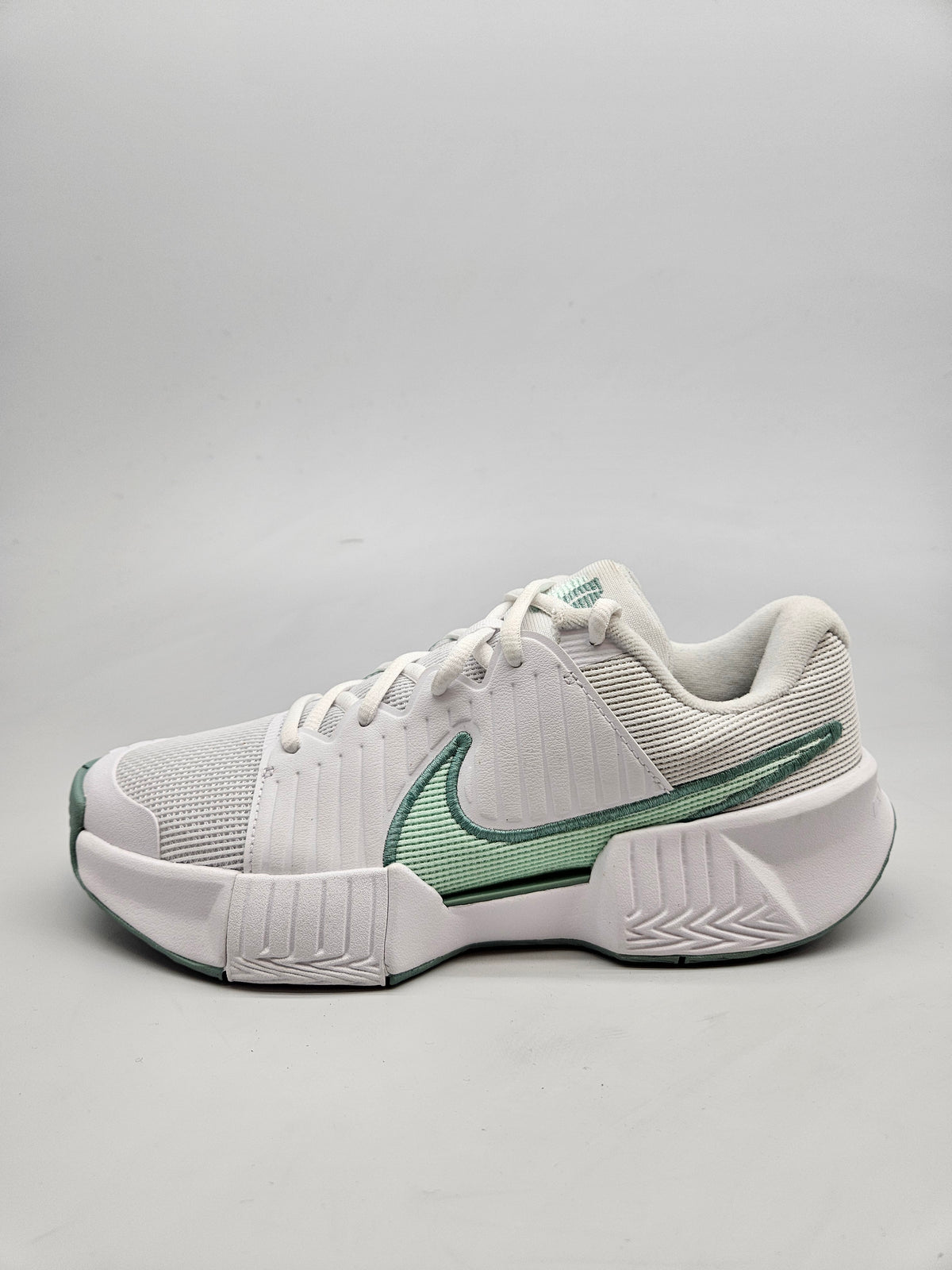 NIKE NOVI ORIGINAL PATIKI BR 39