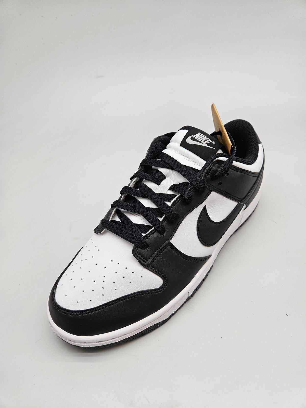 NIKE NOVI ORIGINAL PATIKI BR 43