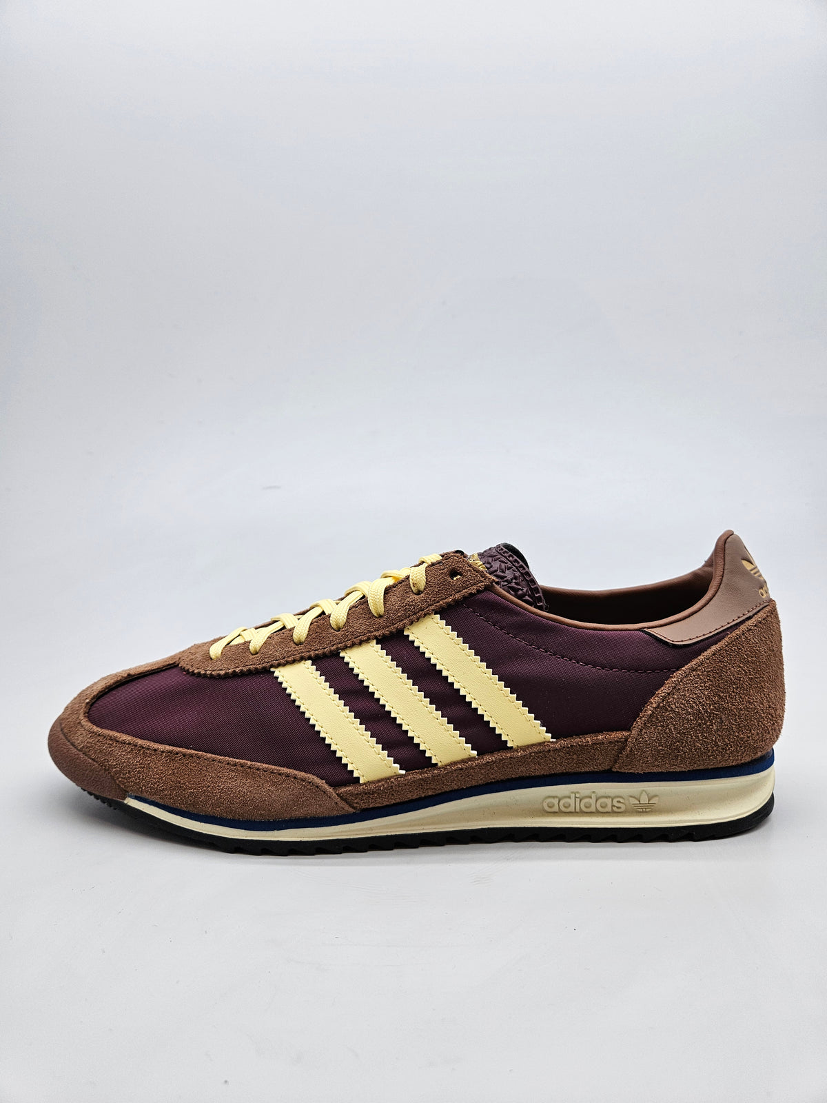 ADIDAS NOVI ORIGINAL PATIKI BR 43