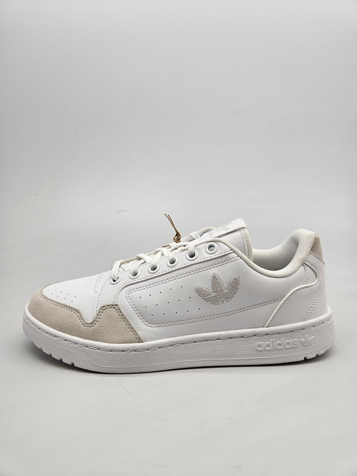 ADIDAS NOVI ORIGINAL PATIKI BR 43