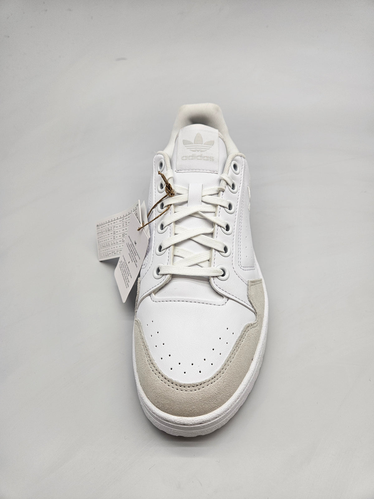 ADIDAS NOVI ORIGINAL PATIKI BR 43