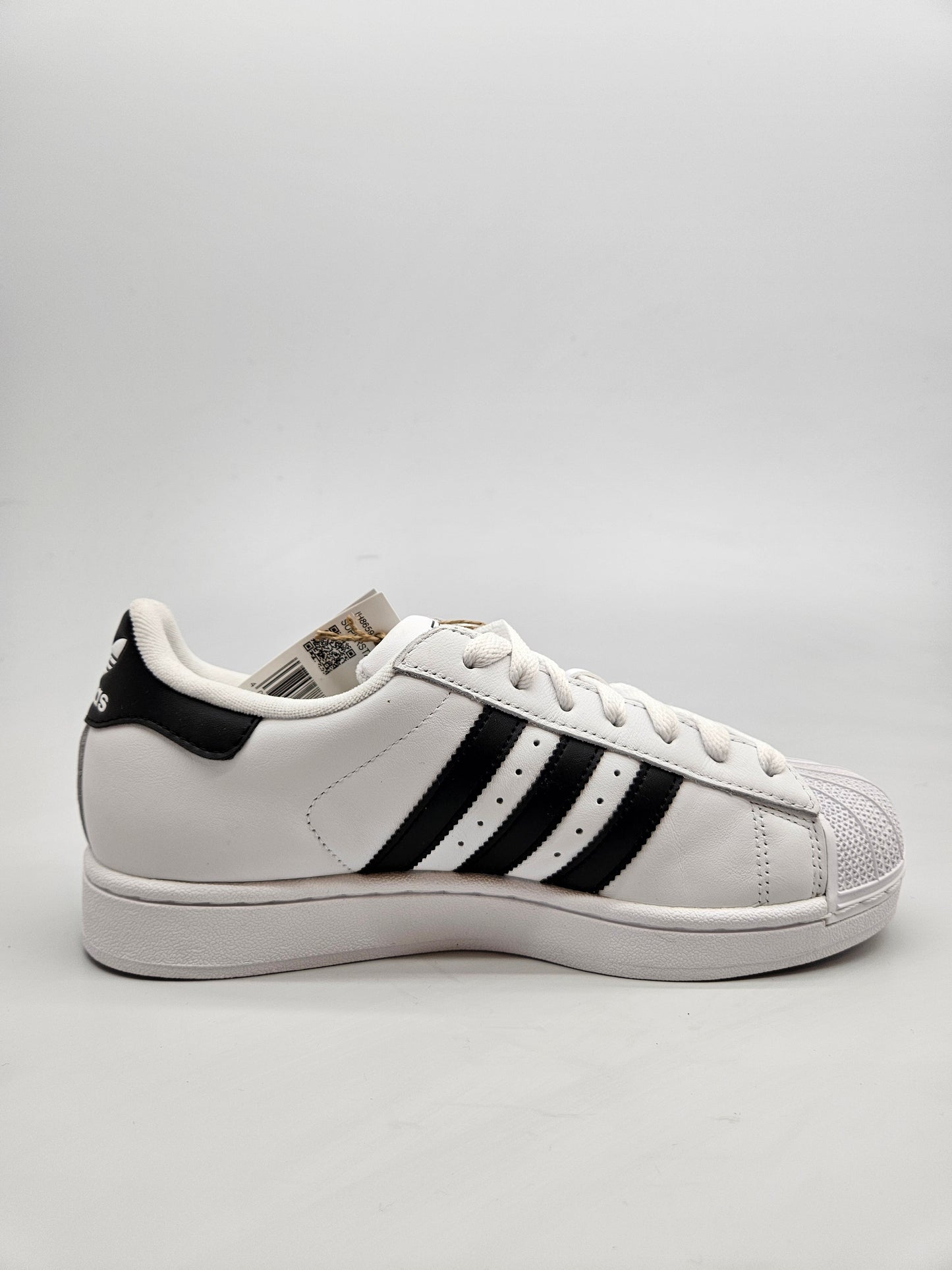 ADIDAS SUPERSTAR NOVI ORIGINAL PATIKI BR 40.5