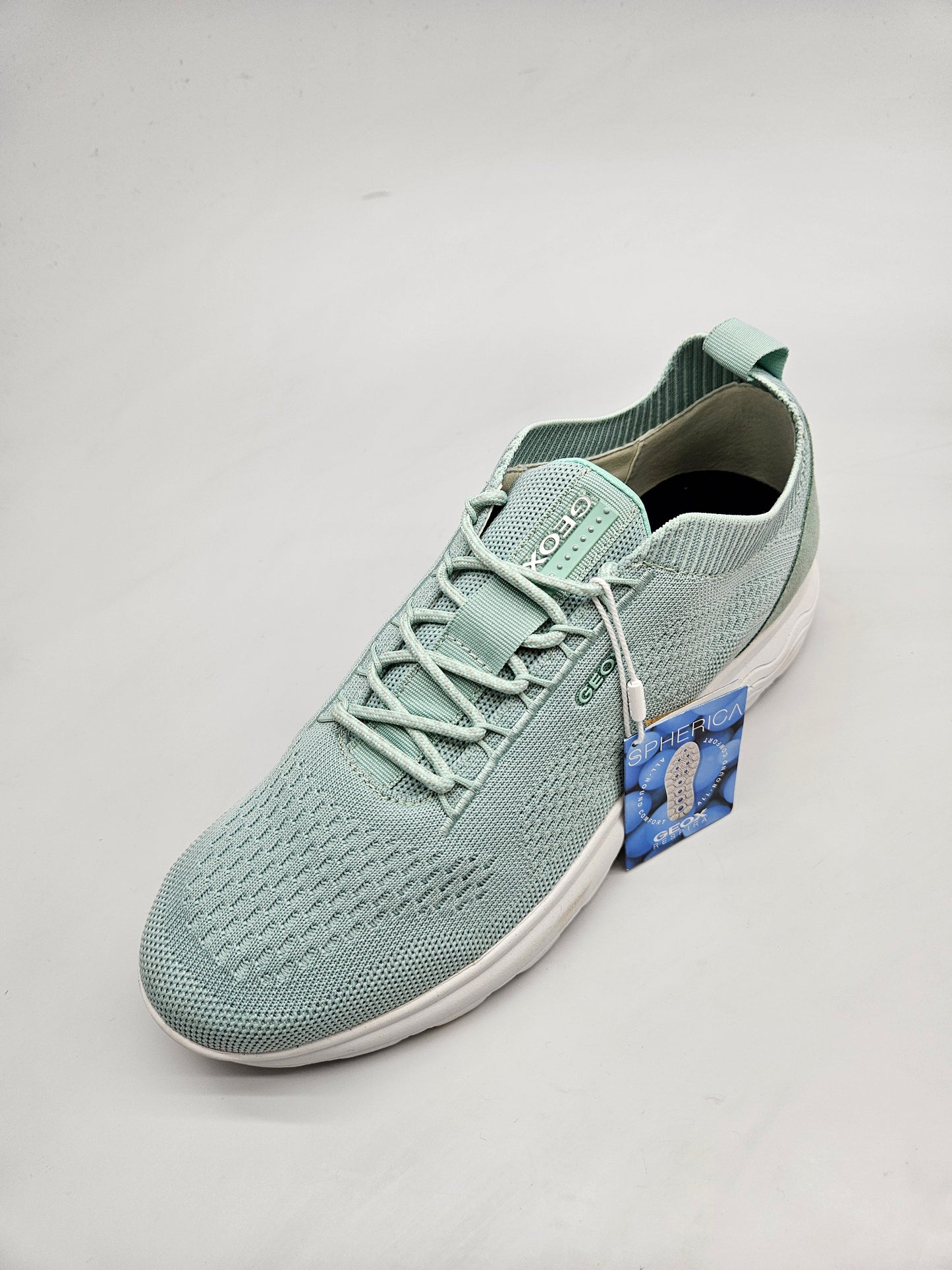 GEOX NOVI ORIGINAL PATIKI BR 42
