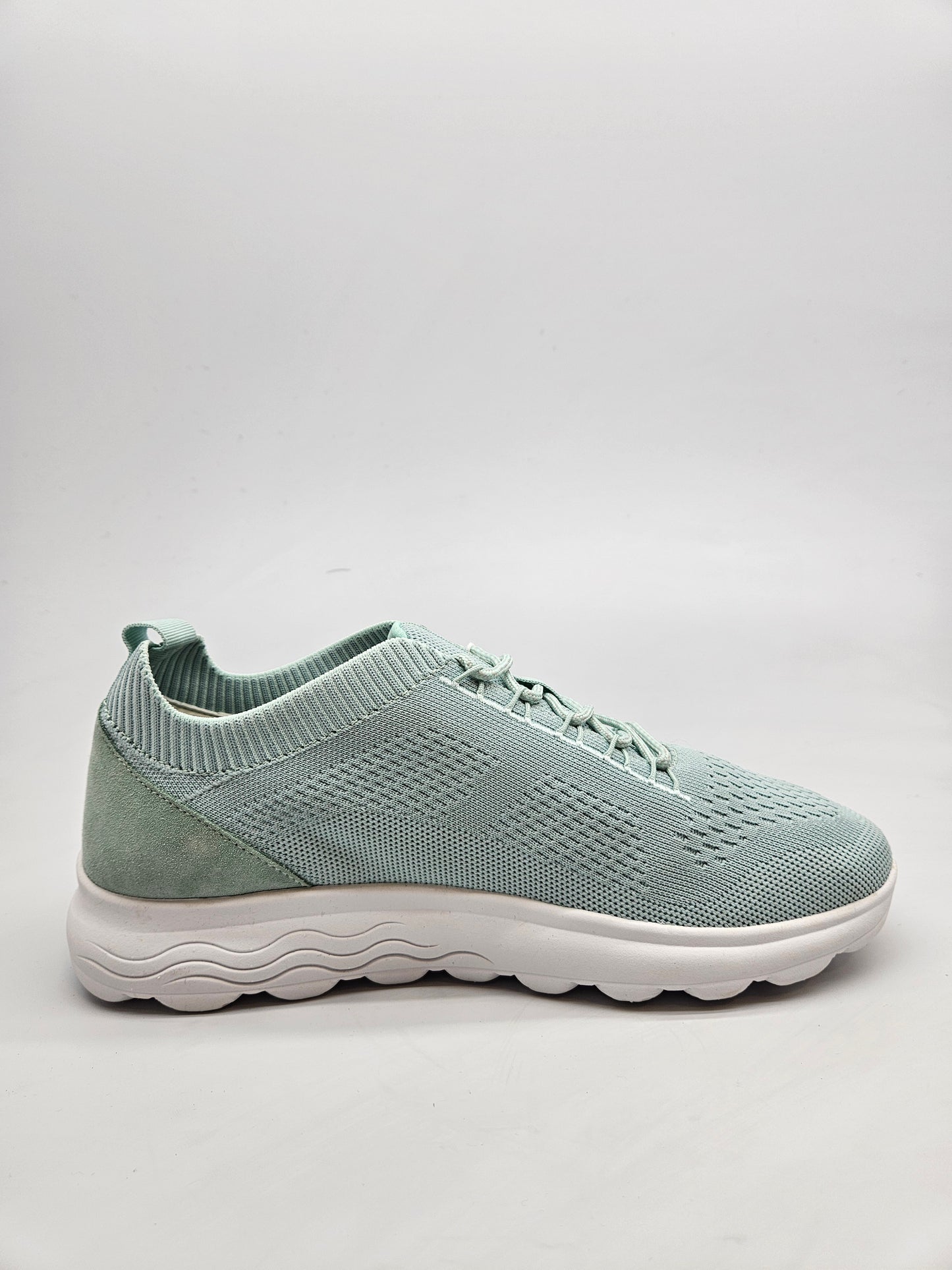 GEOX NOVI ORIGINAL PATIKI BR 42